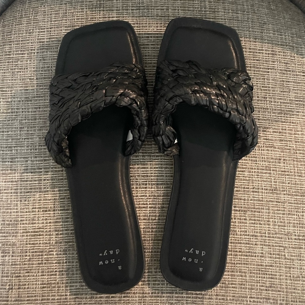 A New Day • Black Slip-On Sandals. Size 9